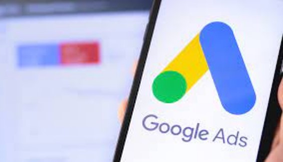 Як перевірити креативи і рекламні тексти конкурентів в Google ADS